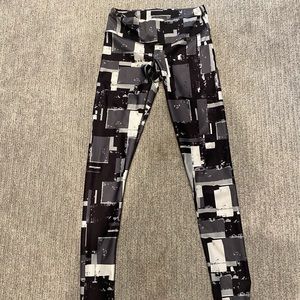 Studio 59 leggings-size XS